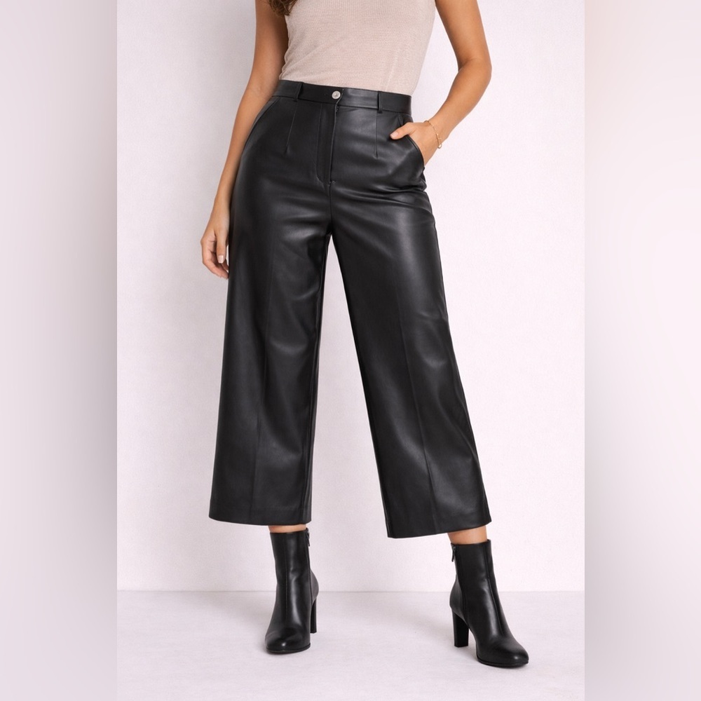 Anne Klein Black Faux Leather Wide-Leg Cropped Pants – Size 10